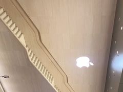 -Apple零售店(玄武湖店)