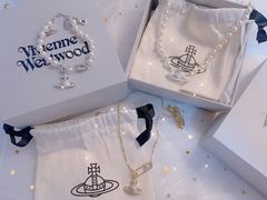 -Vivienne Westwood(上海来福士广场店)