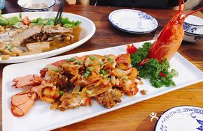 Stir-Fried Boston Lobster