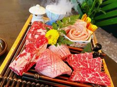 -铭牛烧肉·和牛海鲜自助(高新月牙湖店)