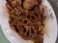 -老鼎万春卤菜(五代传承创始老店)