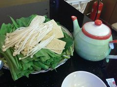 蔬菜拼盘&热凉茶-潮汕美牛肉丸火锅店(天宁寺店)