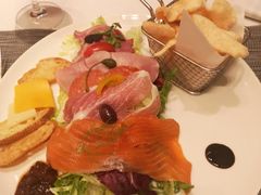 -WOLFGANG PUCK KITCHEN & BAR(迪士尼小镇店)