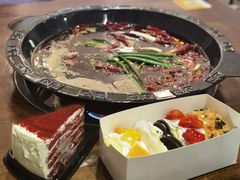 -黄潇洒老火锅(九眼桥宏济巷店)