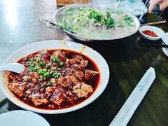 -小杨翘脚牛肉