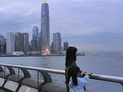 -香港回归祖国纪念碑