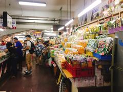 -瓦洛洛传统市场