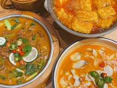 -老滇山寨•云南特色菜•地方菜•民族风情歌舞表演(金碧店)