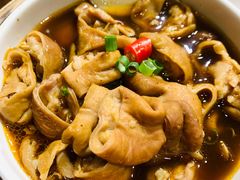 -喜悦小串丹东小黄牛海鲜烧烤大排档(民主广场店)