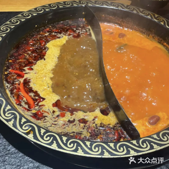 草房子串串火锅(康乐旗舰店)
