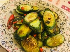 紫苏青瓜-酒肆浅葱•烧烤•龙虾•排档(卓悦intown店)