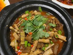鲜锅牛蹄-飞虹鱼馆(春华路店)