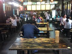 大堂-龙抄手(文殊坊店)