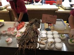 -雍和会海鲜姿造自助(湖东路店)