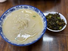 -雪琴面馆富安特色鱼汤面(城中花园店)