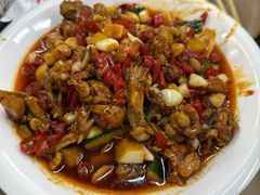 嫩豆腐烧牛蛙。-老三样·旧食新味(船山路店)