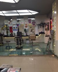 -诗悦发型SALON·圣罗兰店