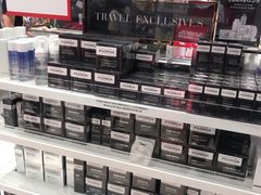 -日上免税店(三径路t3店)