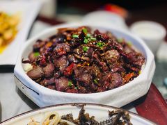 -蔼若春.传承三十年云南菜(金碧公园店)