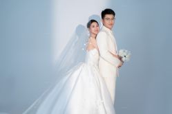 -雪中彩影婚纱摄影·微光艺术中心