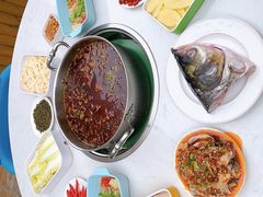 -蛙两只美蛙鱼头火锅(恒茂店)