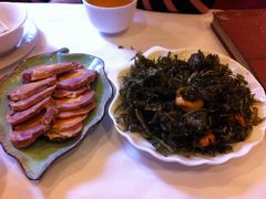 鸭肉蛋黄卷+雪菜腰果-永兴餐厅(复兴中路店)