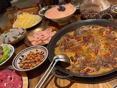 -旧街市鲜货老火锅(大光路店)