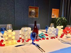 餐厅布置-AZUR聚(香格里拉饭店)