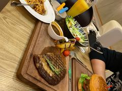 -Ours树朵家亲子餐厅(远策中心店)
