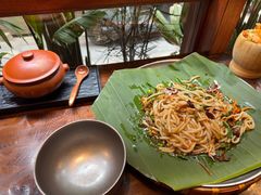 -银米·云南传统过桥米线(双廊黑金冠店)