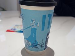 -LAVAZZA 拉瓦萨咖啡(北外滩来福士店)