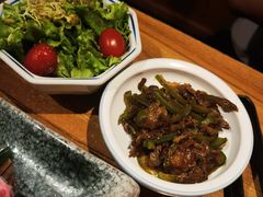-炼火烤肉店