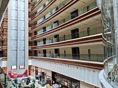 -苏州金鸡湖中茵皇冠假日酒店