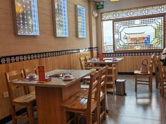 -阿婆情腊排骨火锅(金虹路店)