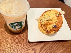 大蘑菇头形清新蓝莓麦芬-星巴克臻选(广州沙面店)