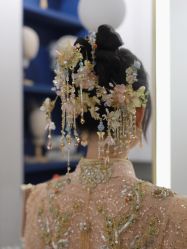 -艾米丽婚纱礼服