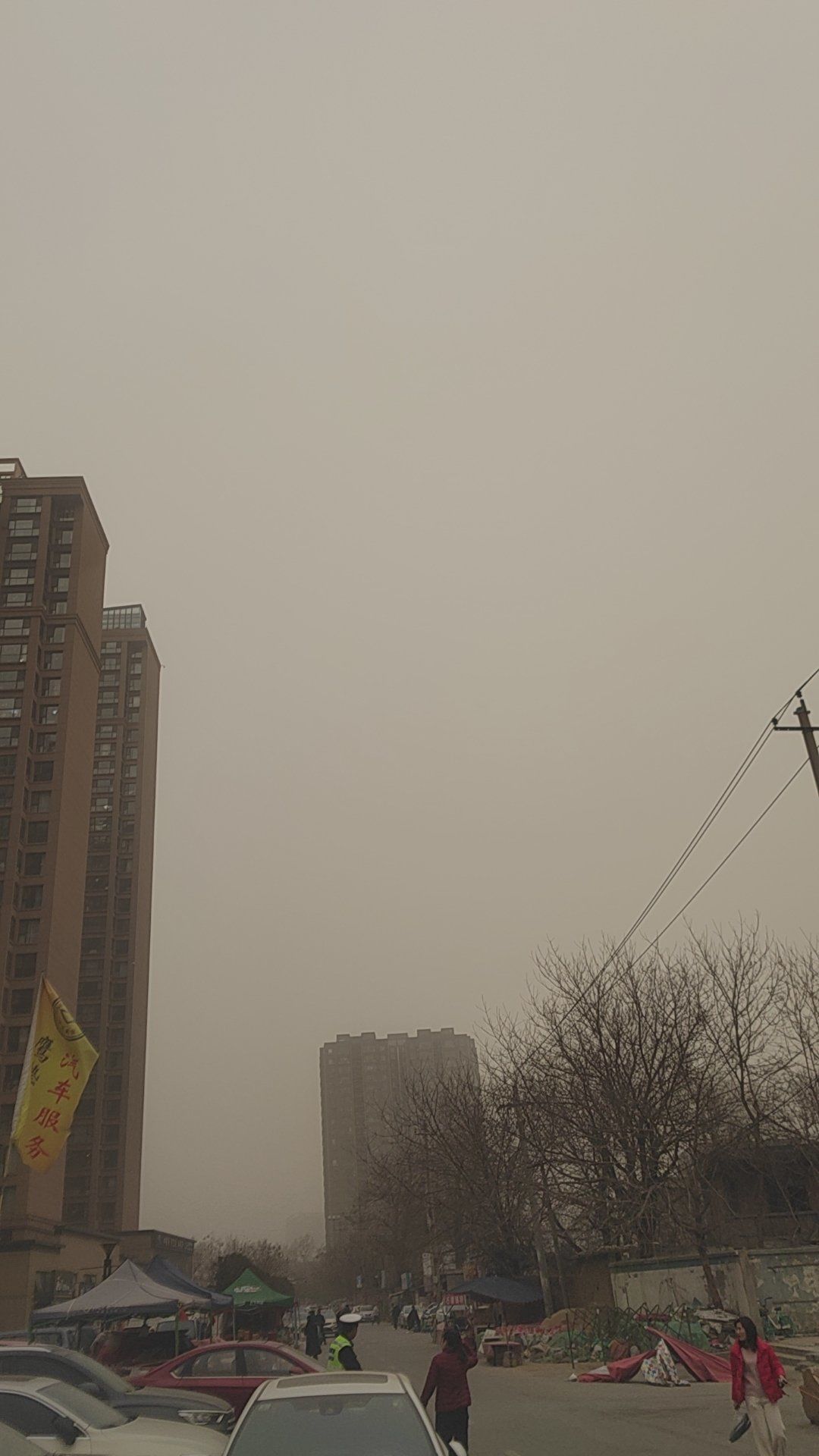 n今年放假的天气,每天都是阳光明媚,让我感觉回到了夏天,老天太会