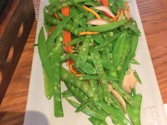 -云海肴·汽锅鸡·云南菜(天山百盛优客店)