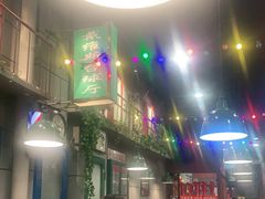 -超越炭火牛蛙火锅鸡(河东店)
