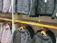 -优衣库(广州番禺万达广场店)