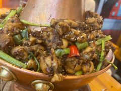 分量很足的牛蛙-黄泰吉拾味餐厅(江汉路店)