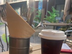 -必胜客(上海华谊新所店)