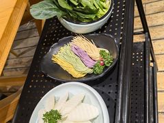 -洪氏嗨捞·广东猪肚鸡·椰子鸡火锅(西咸万象城店)