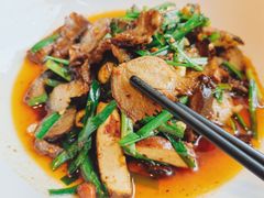 -老鼎万春卤菜(五代传承创始老店)