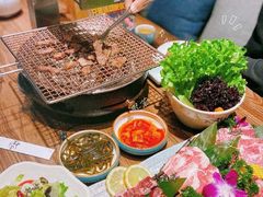 -明洞阿姨·韩式酱蟹烤肉·创意料理(三元桥店)