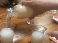 -小木屋米酒店总店