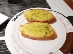 蒜香面包-斗牛士牛排餐厅(嘉里汇店)