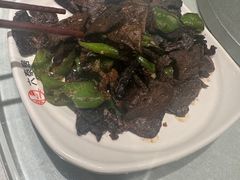 -六泰居·尔滨地标·东北菜(松北店)