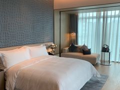 -深圳国际会展中心希尔顿酒店(前海华发冰雪世界店)