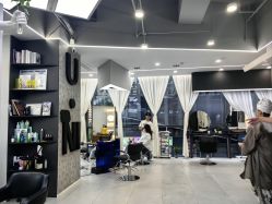 -U·NI SALON 造型